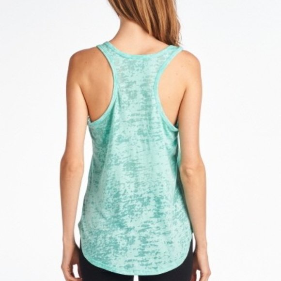 Activewear Tank Top - Picture 2 of 3